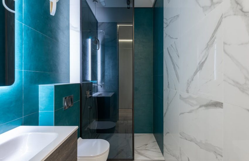 Affordable Bathroom Renovation Ideas 2024: Budget-Friendly Remodel Strategies